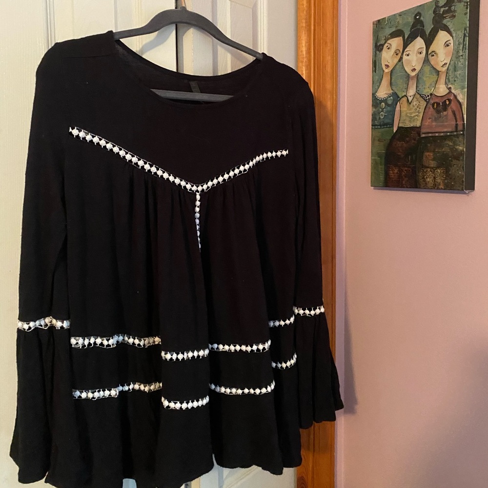 Bell sleeve peasant blouse